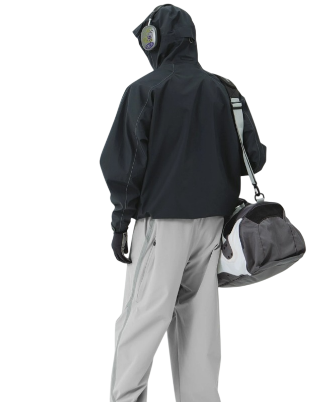 Waterproof, breathable and heat-sealed hardshell jacket