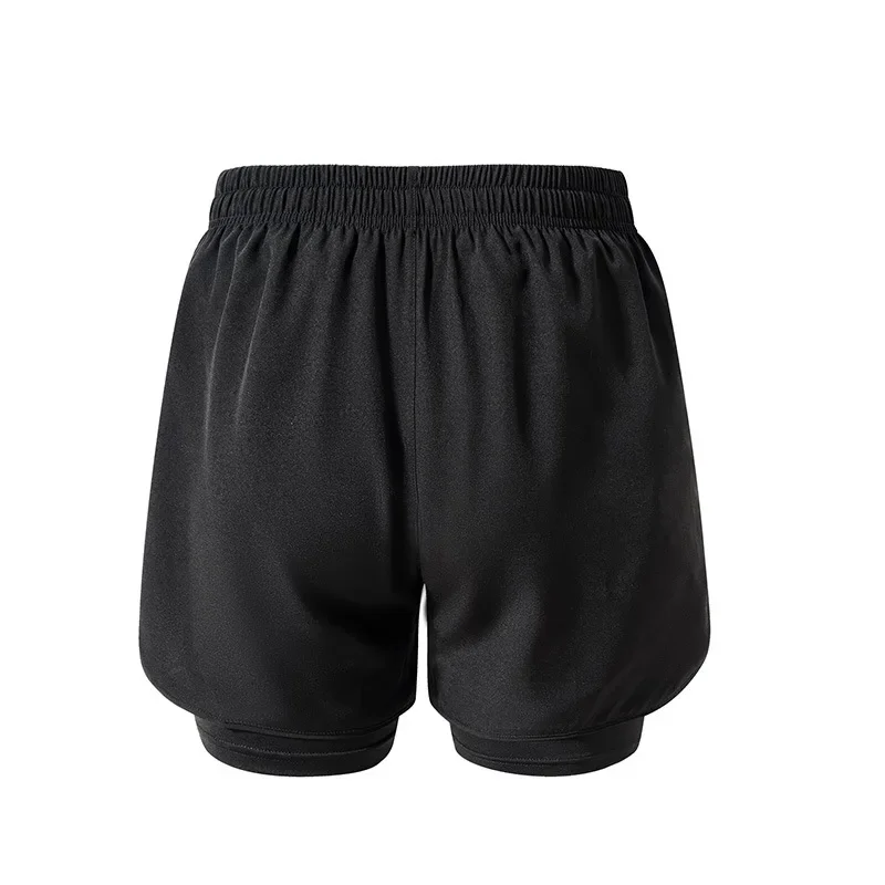 Herren-Laufshorts mit darunter getragener Leggings