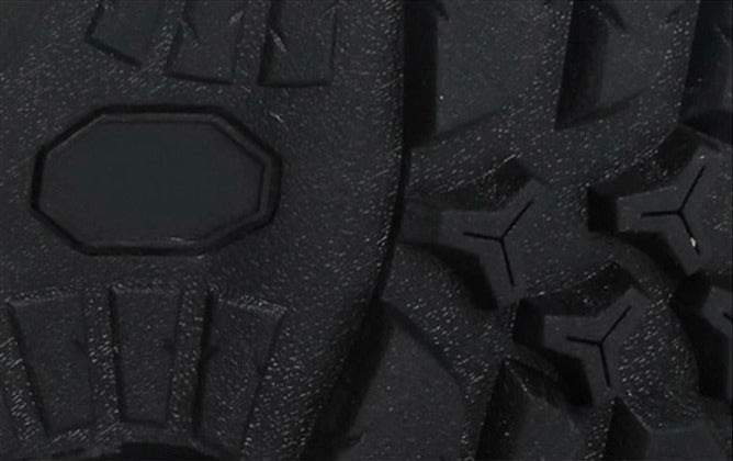 Rutschfeste Trekkingschuhe, Knöchelschutz